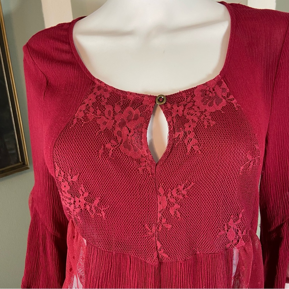 3/$12 Society Girl Burgundy Bell Sleeve Crinkle Sheer Mesh Panels Keyhole Medium - Picture 2 of 10